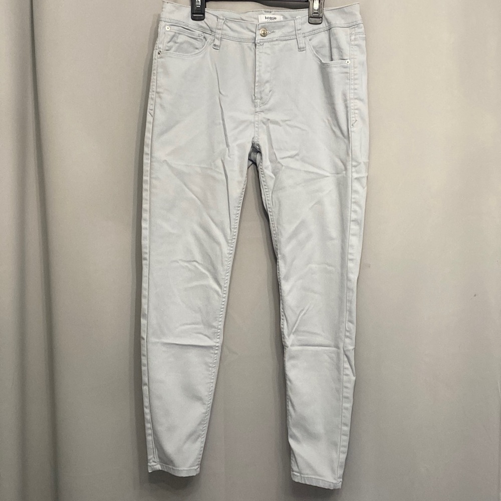 Kensie Effortless Jeans